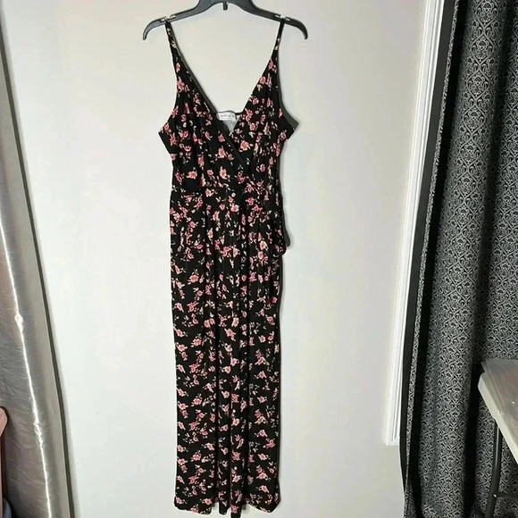 Kayleigh Rochelle Multicolor Floral Knot Wrap Sleevelesss Jumpsuit Size XXL - Picture 3 of 10